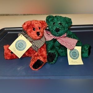Tow vintage Boyd’s Bears. Mistle and Toe.